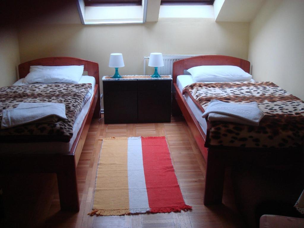 Roza Hotel Es Apartmanhaz Esztergom Værelse billede