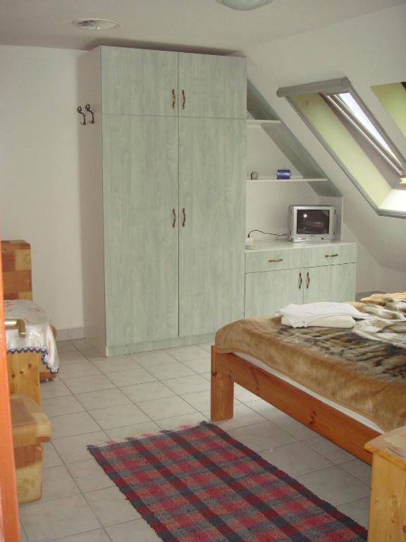 Roza Hotel Es Apartmanhaz Esztergom Værelse billede